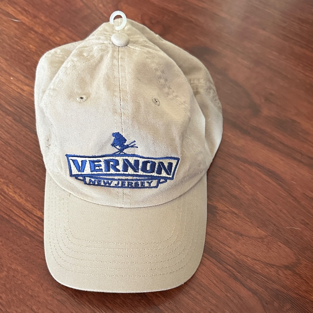 BNWT Beige Cap with Blue Embroidery “Vernon New Jersey “
